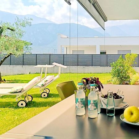 Apartament Elvy Garda Living Garden Riva Zewnętrze zdjęcie
