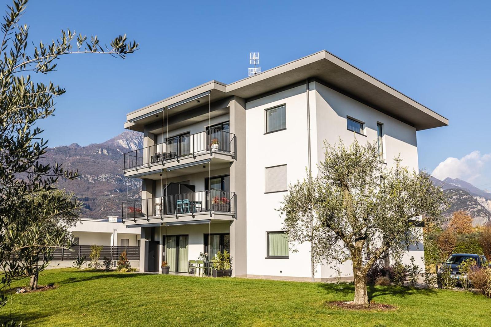 Apartament Elvy Garda Living Garden Riva Zewnętrze zdjęcie