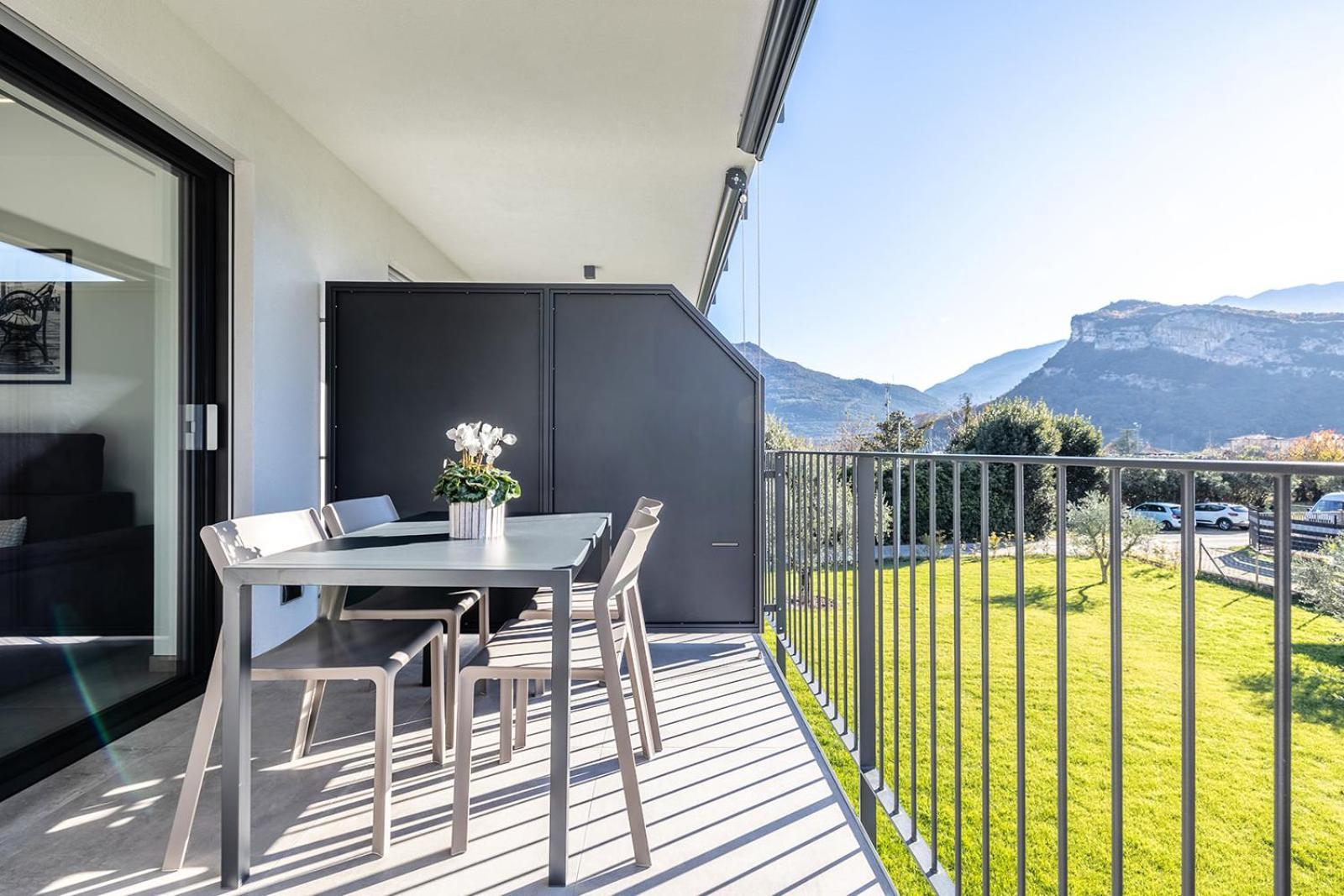 Apartament Elvy Garda Living Garden Riva Zewnętrze zdjęcie